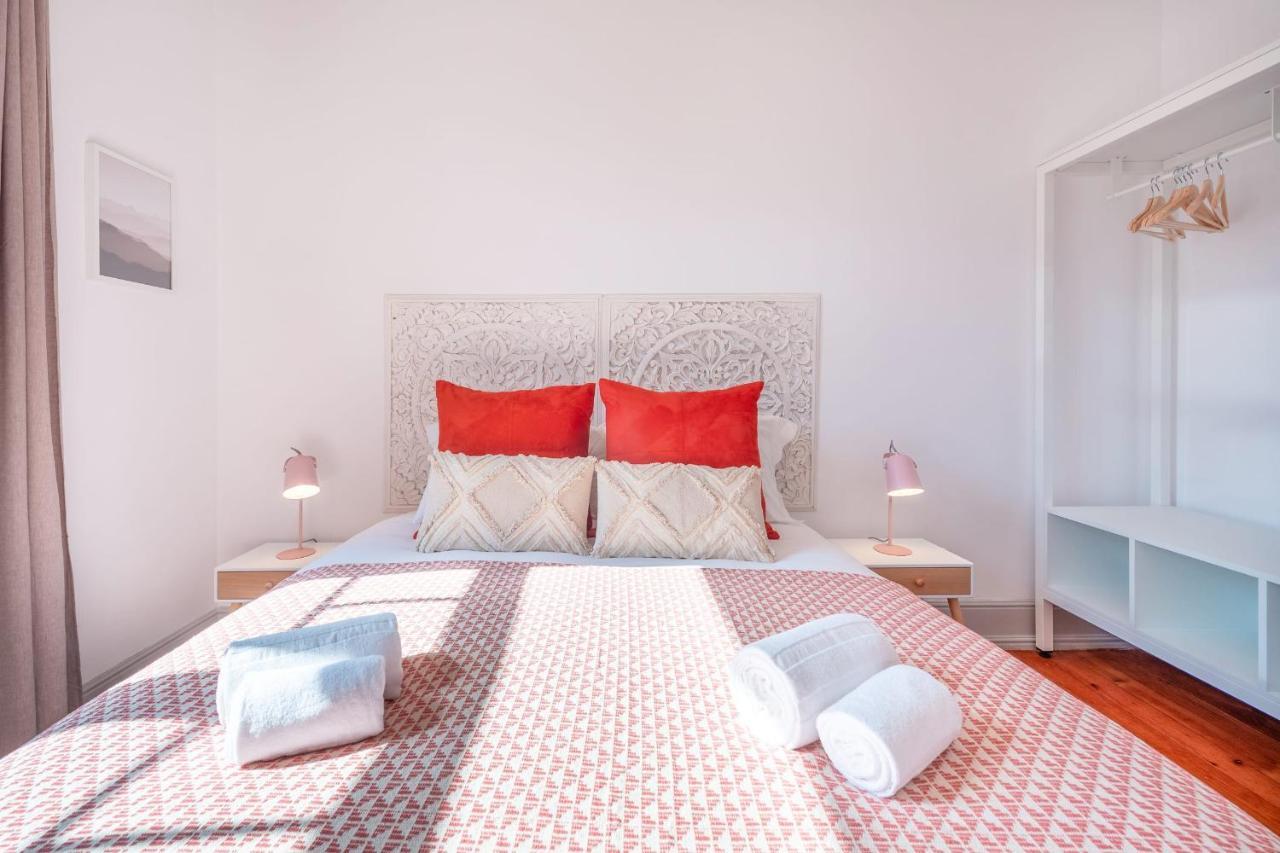 Vita Portucale ! Deluxe 3 Bedroom Apartment In Arroios Lisboa Kültér fotó