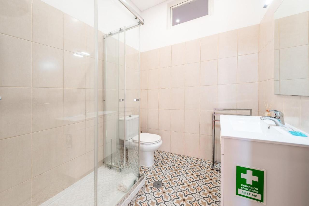 Vita Portucale ! Deluxe 3 Bedroom Apartment In Arroios Lisboa Kültér fotó
